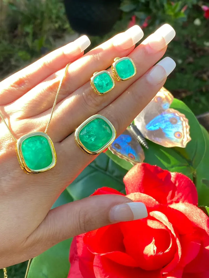 Natural Emerald Jewelry Set, May Birthstone, Celebrity Jewelry Set, Angelina Jolie Inspired, Necklace Ring Earrings, 18K Yellow Gold Vermeil