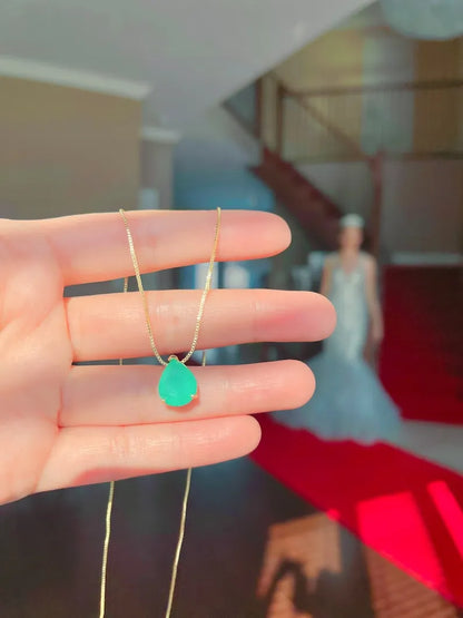 Glowing Gem! Little Drop of Colombian Emerald Necklace, Minimalist Emerald Necklace, Natural Green Emerald Necklace, Every Day Necklace