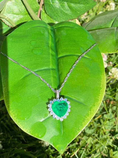 Handcrafted Vibrant Green Ethiopian Natural Emerald Necklace Pendant 925 Sterling Silver Chain