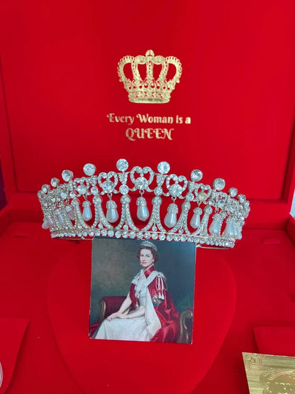 In Memory of Our Beloved Queen, Luxury Pearl and Diamond Tiara Crown, also Worn by Princess Diana and Princess Kate, Ladies of England Tiara