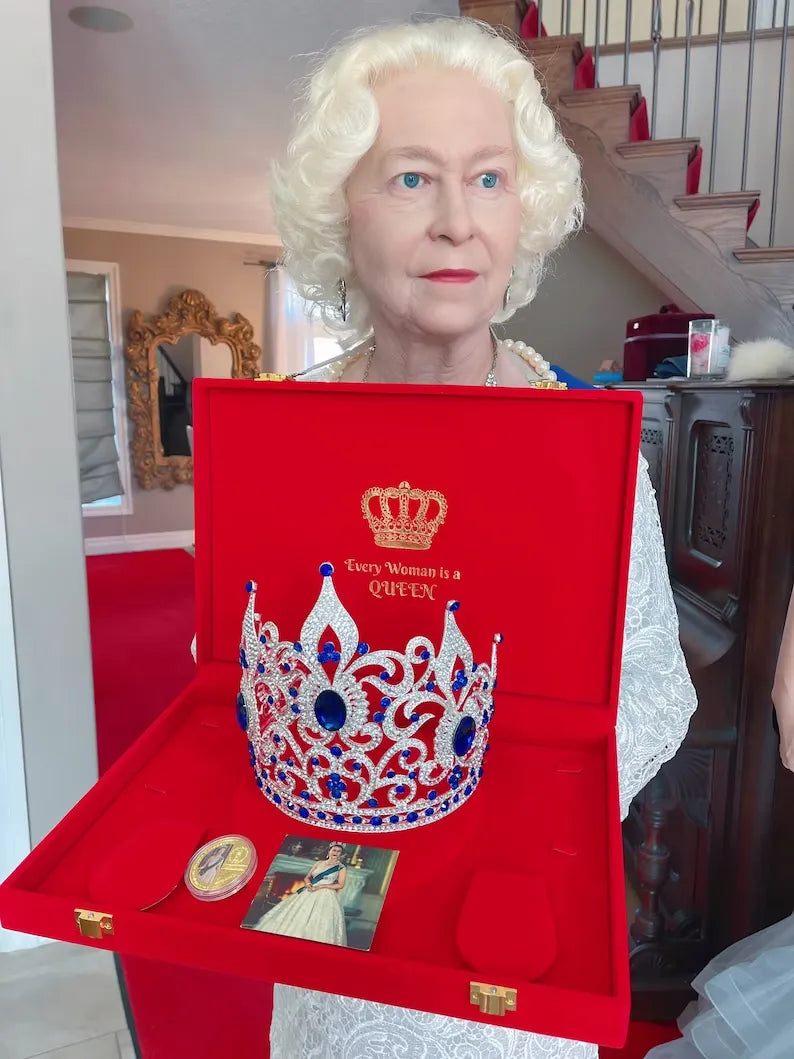 Royal Queen Elizabeth Memorabilia, Luxury Sapphire and Diamond Crown, Worn by Queen. Limited Edition. Comes with Coin and Golden Certificate