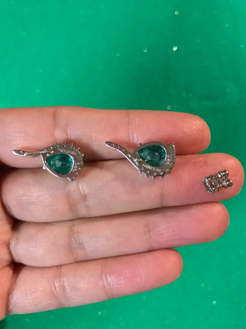 Top Quality Ocean Blue Natural Paraiba Tourmaline Stud Earrings Stunning! Color and Glow is amazing!