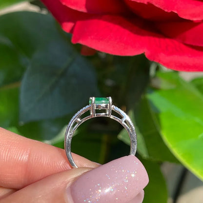 Tiny 1ct Round Natural Zambian Emerald and Diamond Ring, 925 Sterling Silver, Engagement Ring, Dainty Ring, Promise Ring, Wedding Ring