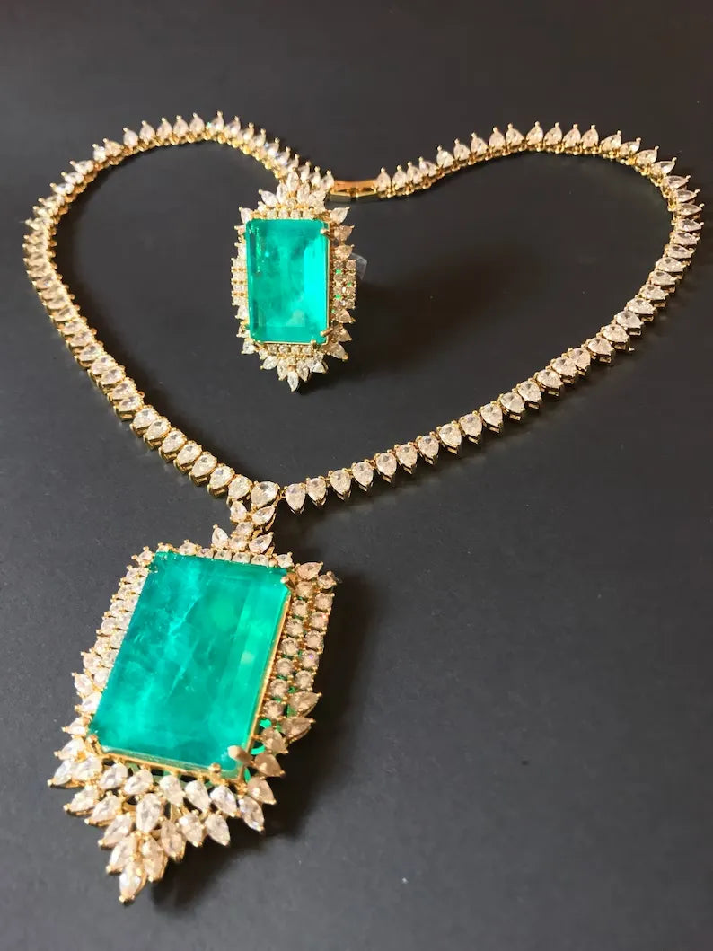 Imperial 24.000 Value World Largest Natural Glowing Neon Colombian Emerald Necklace Jewelry Set 100+ Carats Brand Princess