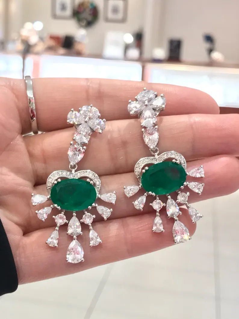 Royalty! Imperial Elegance Natural Green Emerald Chandelier Dangle Drop Earrings and Emerald Flower Cocktail Necklace Collar Jewelry Set