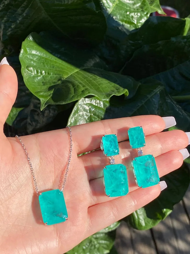 Eye Popping Glowing Natural Neon Blue Columbian Emerald Earrings and Matching Necklace Jewelry Magnificent Set