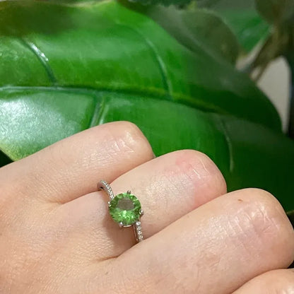 Miracle Alexandrite and Diamond Ring 100% Color Change Red to Green, Promise Ring, Wedding Ring, Engagement Ring, Anniversary Ring