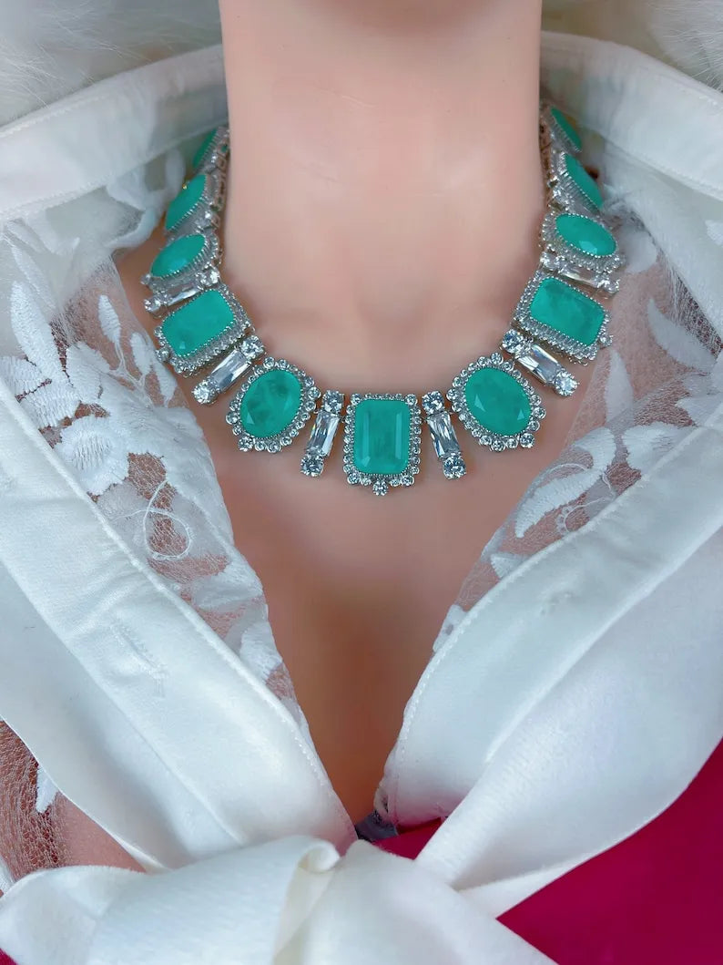 Extraordinary Colombian Emerald Muzo Complete Jewelry Set, Miraculous Design, Regal Collection, Imperial Elegance, Designed for Queen